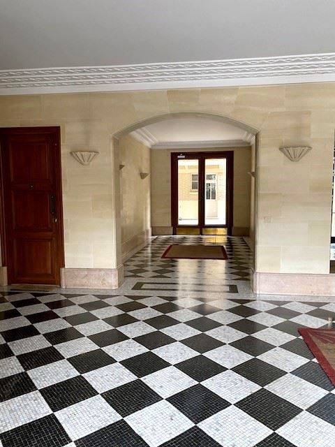 chambre de service 1 pièce en vente sur PARIS (75016)