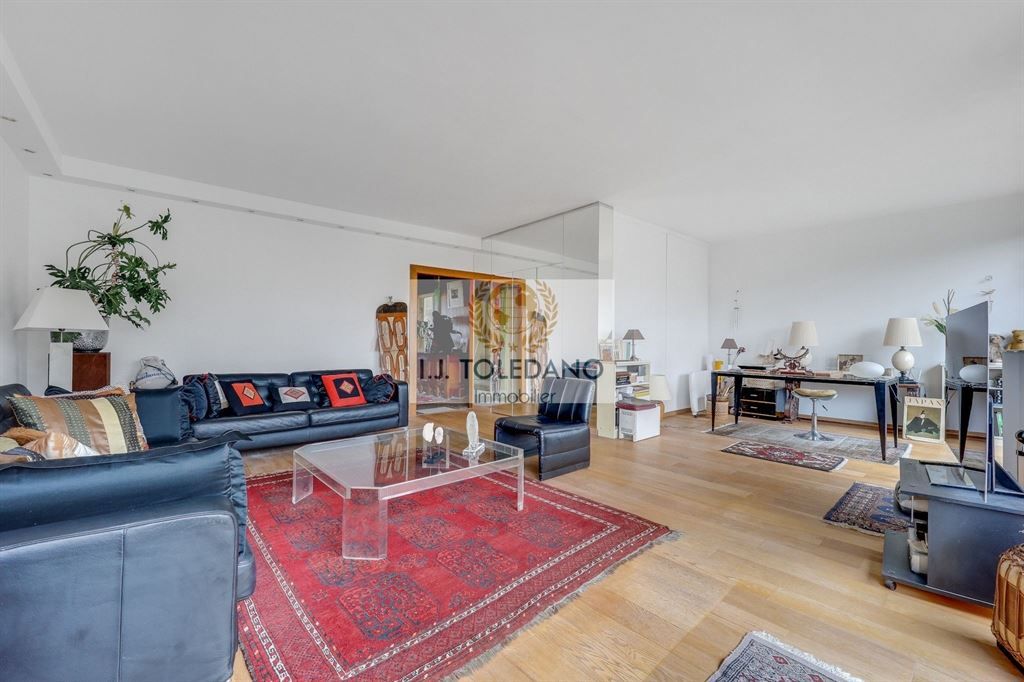 appartement 3 pièces en vente sur NEUILLY SUR SEINE (92200)
