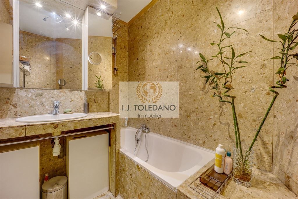appartement 3 pièces en vente sur NEUILLY SUR SEINE (92200)