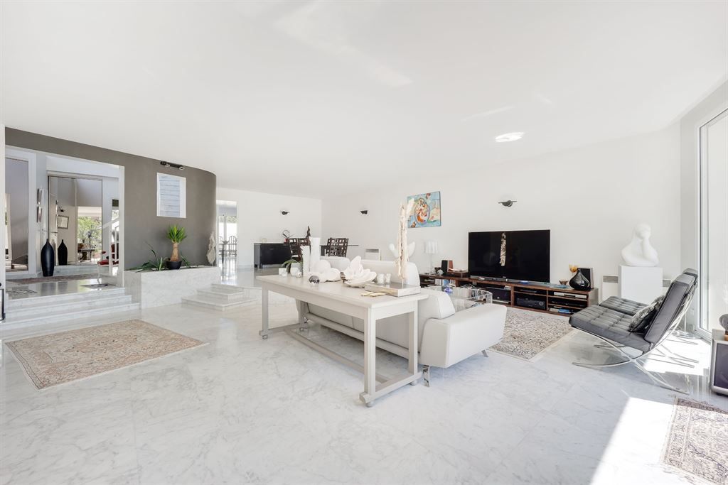 maison contemporaine 7 pièces en vente sur LES PAVILLONS SOUS BOIS (93320)