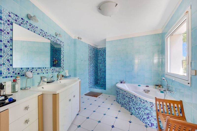 maison contemporaine 7 pièces en vente sur LES PAVILLONS SOUS BOIS (93320)