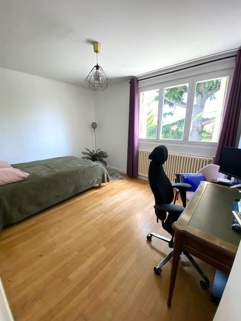 maison traditionnelle 7 pièces en vente sur LES PAVILLONS SOUS BOIS (93320)