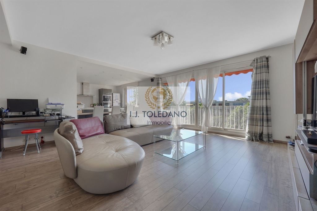 appartement 4 pièces en vente sur NEUILLY SUR SEINE (92200)