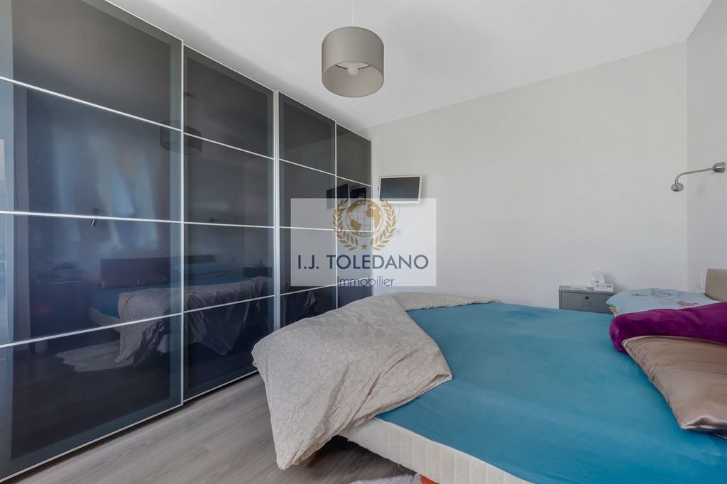 appartement 4 pièces en vente sur NEUILLY SUR SEINE (92200)