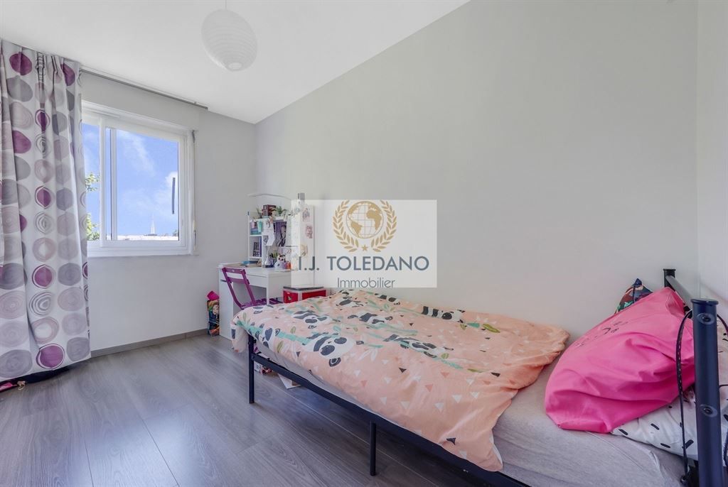 appartement 4 pièces en vente sur NEUILLY SUR SEINE (92200)