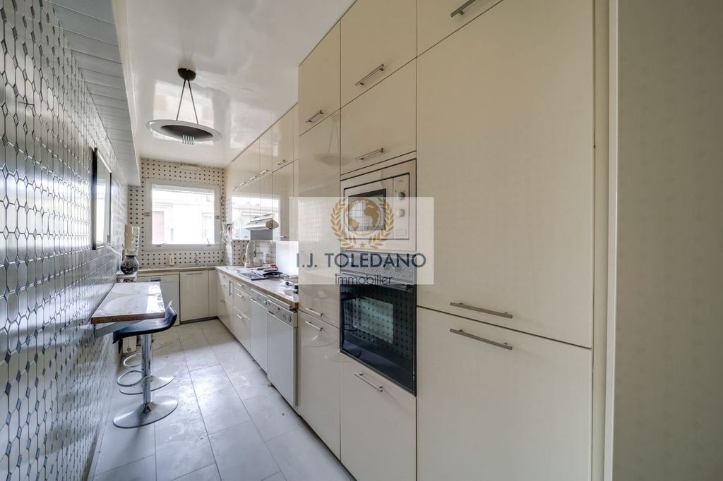 appartement 3 pièces en vente sur NEUILLY SUR SEINE (92200)