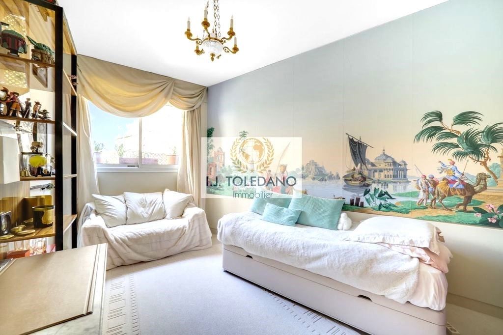 appartement 5 pièces en vente sur NEUILLY SUR SEINE (92200)