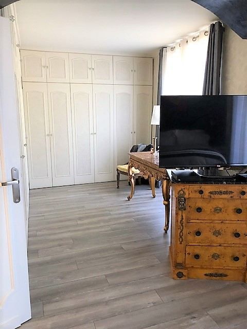 maison bourgeoise 8 pièces en vente sur ST GRATIEN (95210)